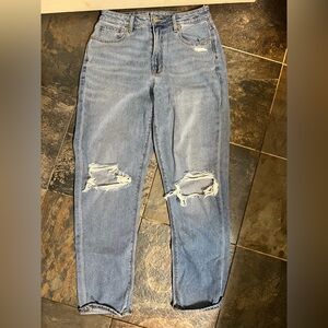 American Eagle Outfitters Light Blue Boyfriend Jeans